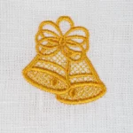 Lniana serweta - śnieżnobiała z haftem dzwoneczki