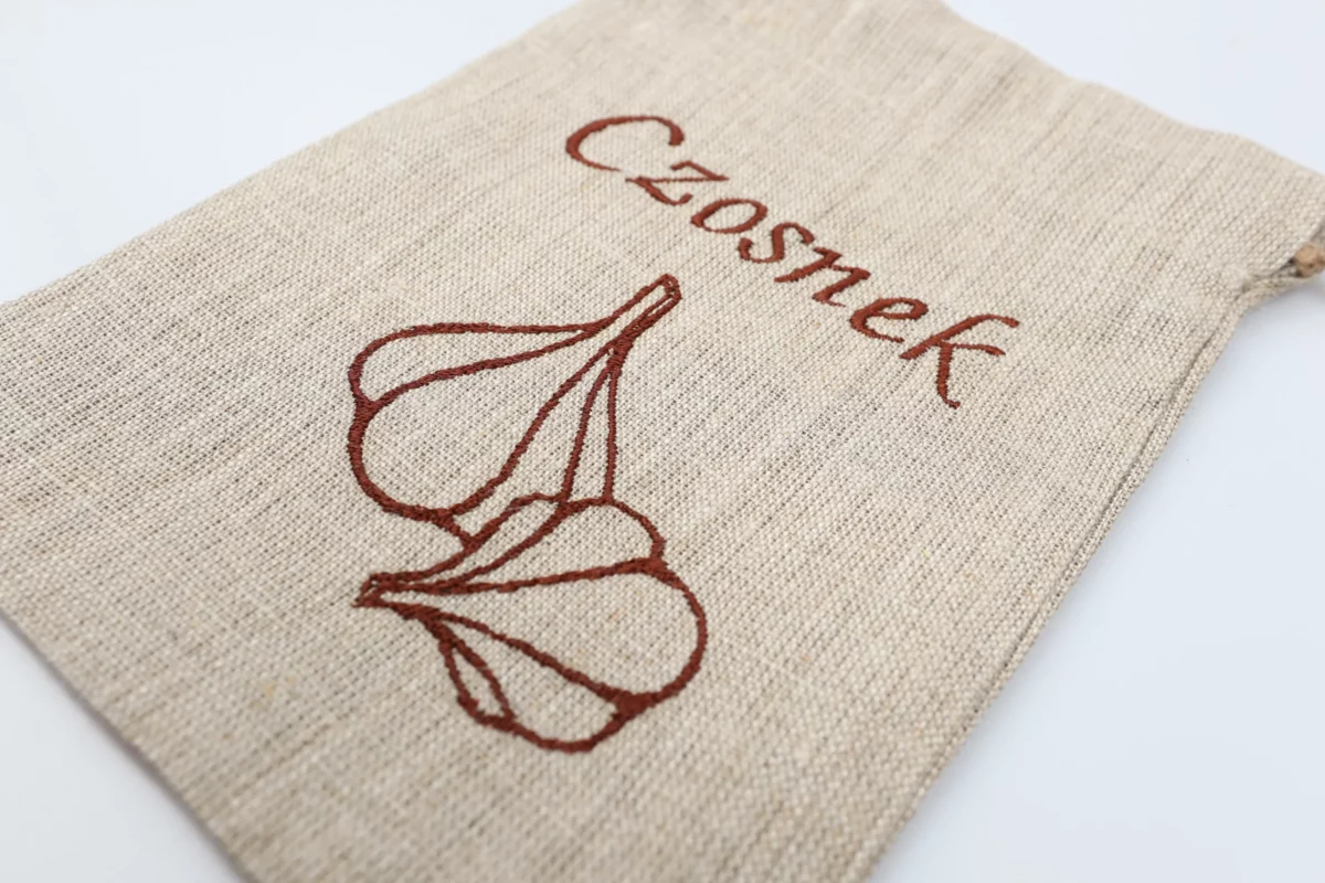 Lniany worek na czosnek