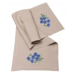 Bieżnik lniany z haftem – chabry