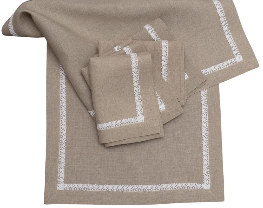 Bieżnik lniany + 4 serwetki z elegancką, białą koronką