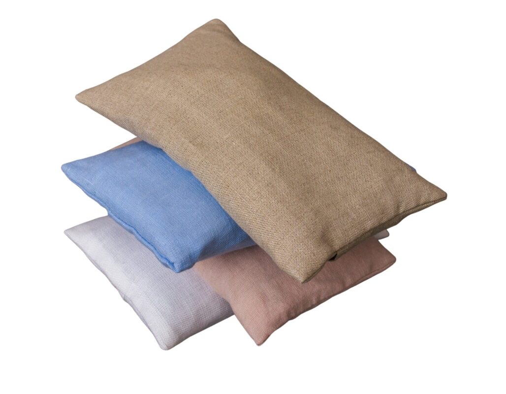 Poduszka relaksacyjna na oczy z łuską gryki i lnianą poszewką