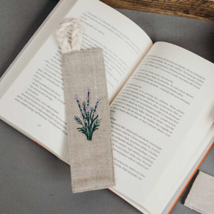 Lniana zakładka do książki z haftem - różne warianty