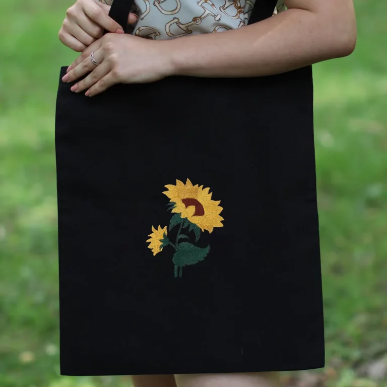 torba_czarna haft słonecznik