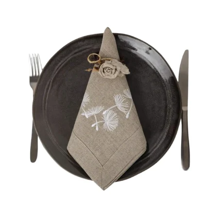 Serwetka lniana biała z haftem dmuchawce