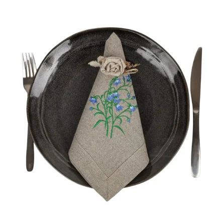 Lniana serweta naturalna z haftem dzwonki