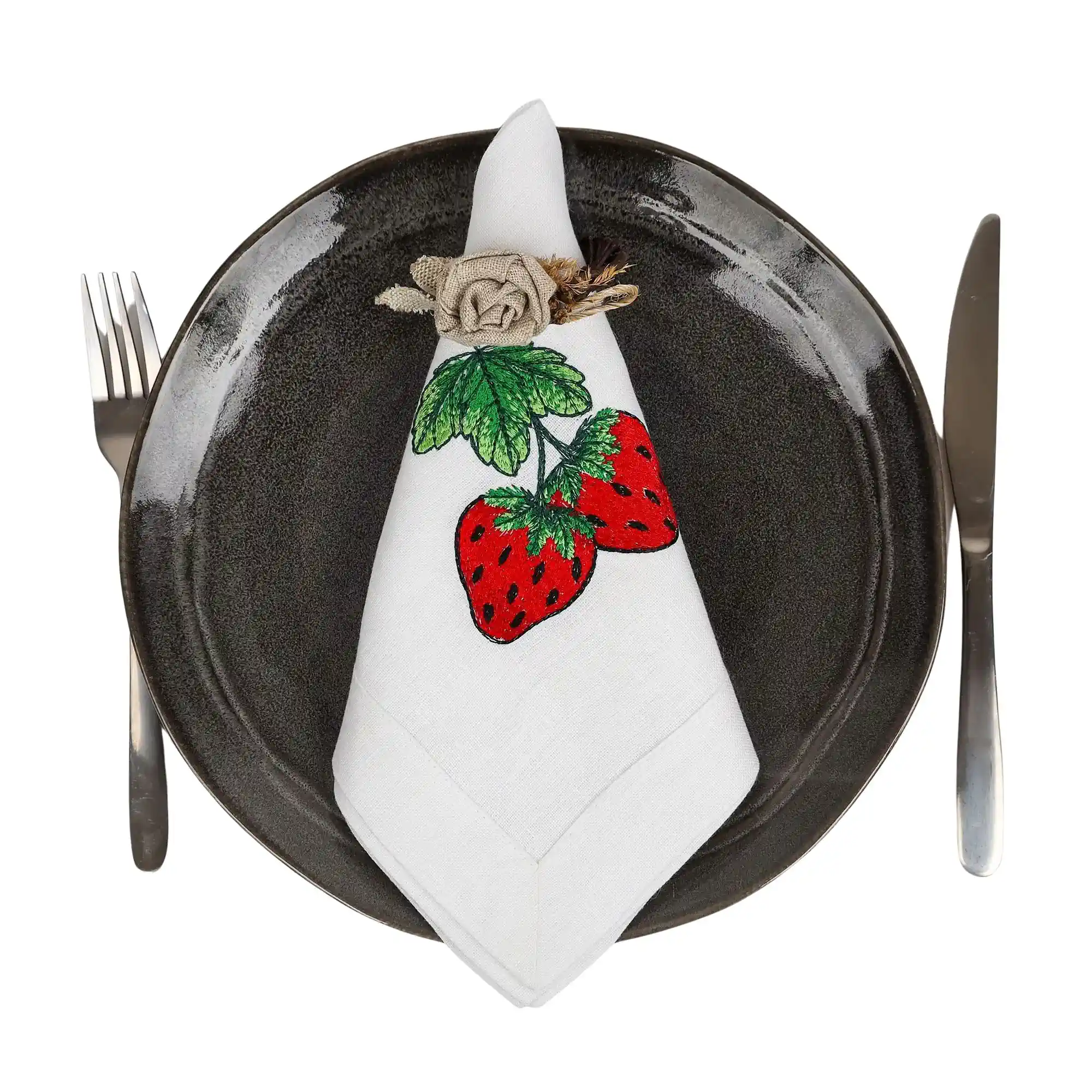 Serwetka lniana biała z haftem truskawki