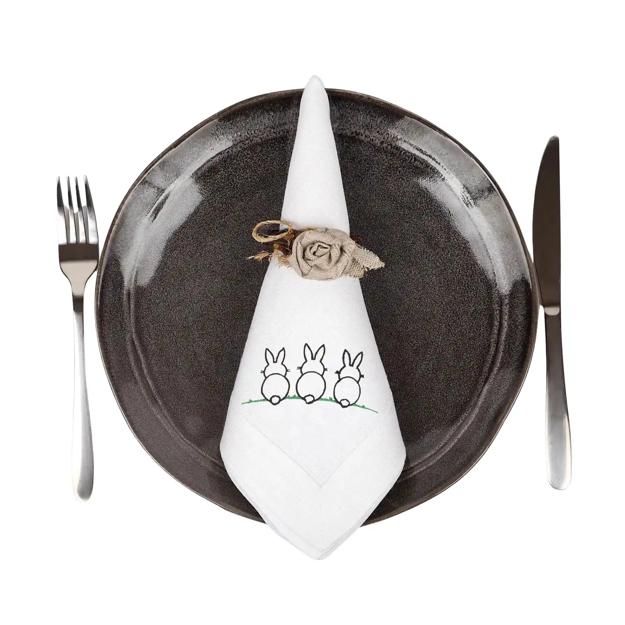 Lniana serwetka biała wielkanocna z haftem zające